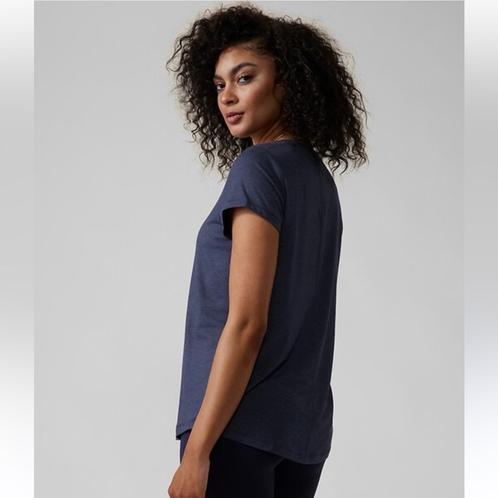 Athleta Stratus II Tee